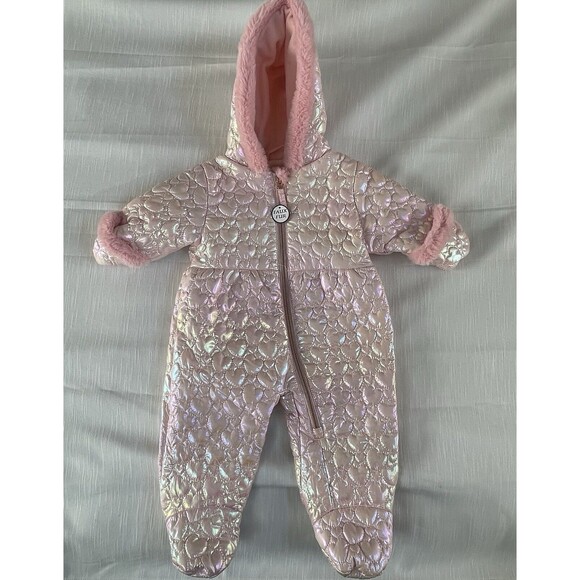 Rothschild Baby Girl Quilted Iridescent Pink Heart Coverall Sz 6/9 M New - Picture 1 of 6